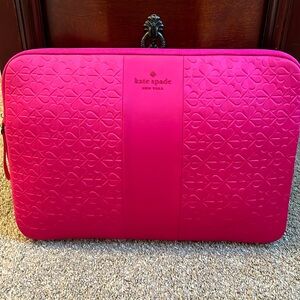 KATE SPADE 15” HOT PINK LAPTOP SLEEVE